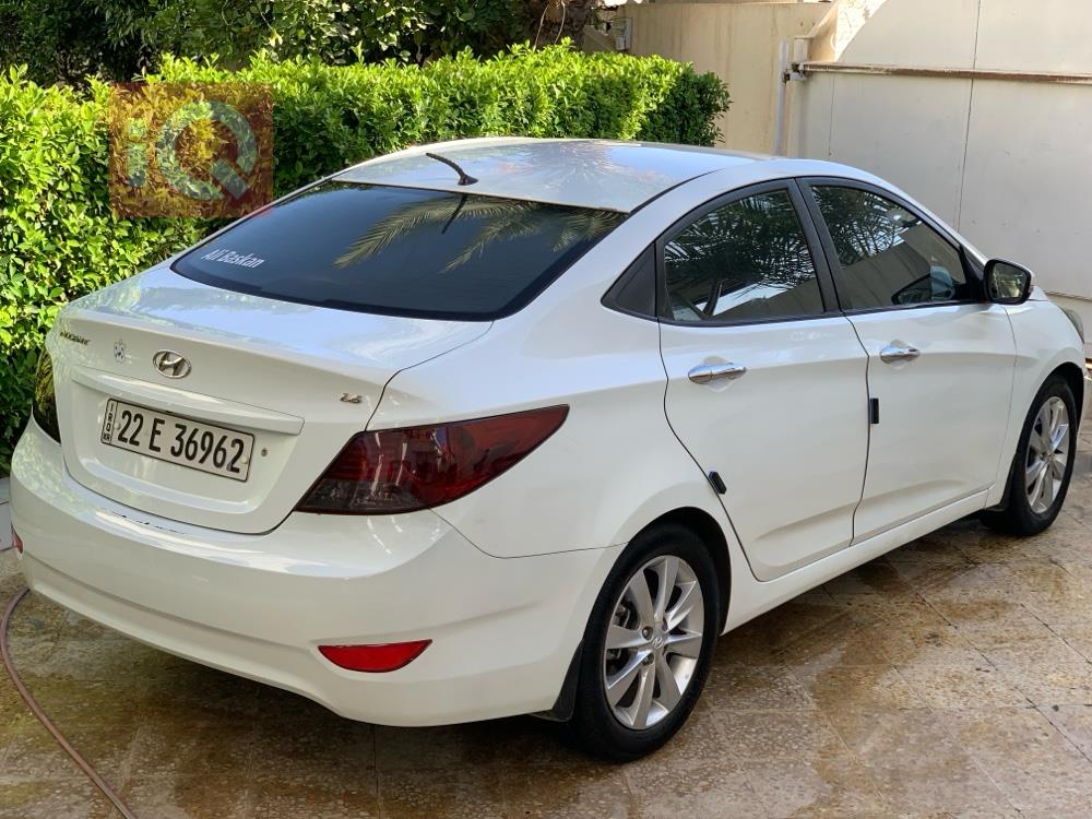 هیوندای ئەکسنت